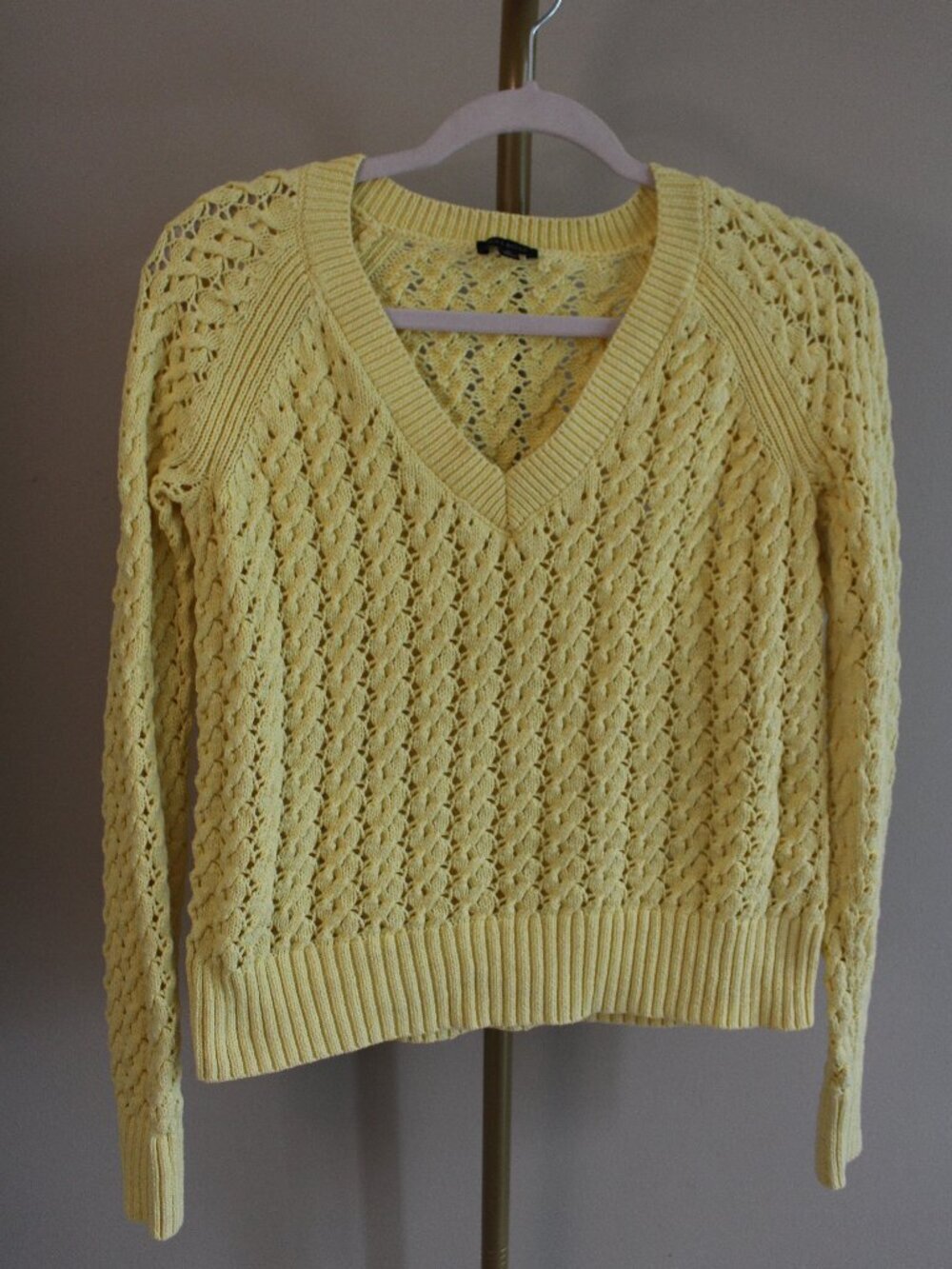 Women's Talbots V-Neck Knit Yellow Sweater, Size XS